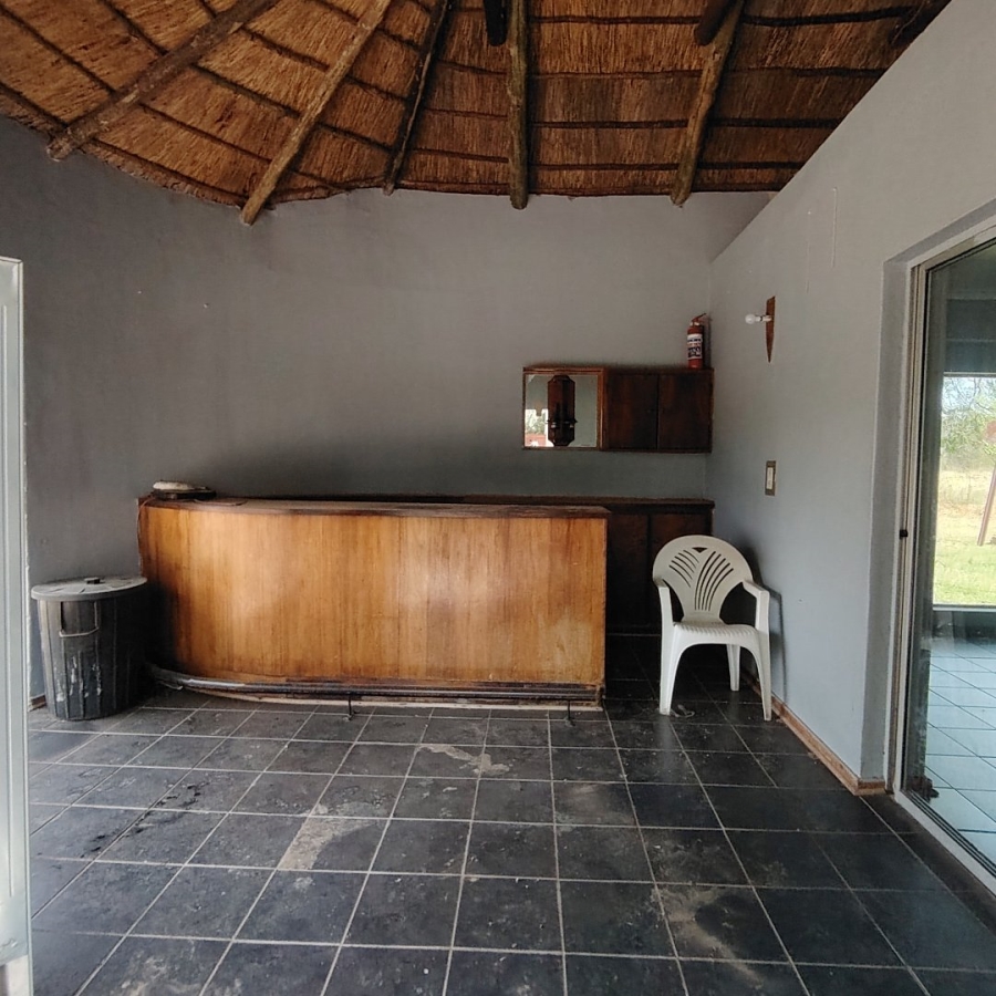 Commercial Property for Sale in Roodewal Free State